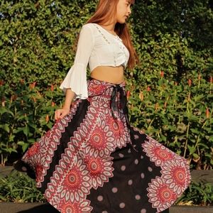 Red and black bohemian long skirt